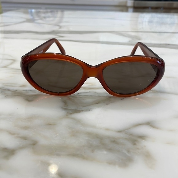 Fendi Logo Amber Color Frame Sunglasses—Gorgeous!!  Like New Condition! - Picture 1 of 7